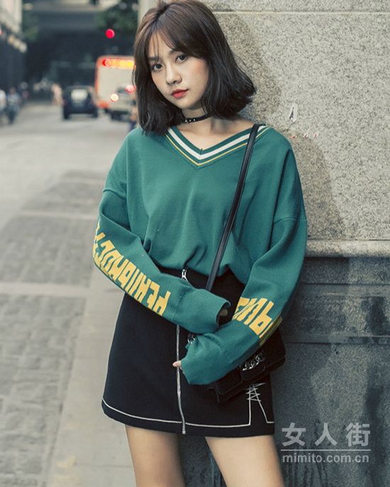 2018年早春时尚圈，刮起了毛衣风