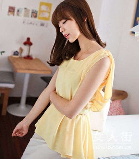 8月流行穿搭：穿出优雅姿态